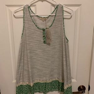 NWT Sleeveless top